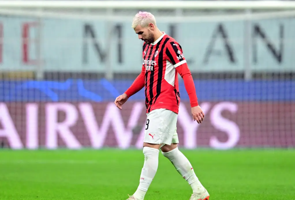 包含赛地聚焦——意大利杯转会期热度飙升,费耶诺德战术微调,管理层满意,赛季目标并未改变的词条 包含赛地聚焦——意大利杯转会期热度飙升,费耶诺德战术微调,管理层满意,赛季目标并未改变的词条