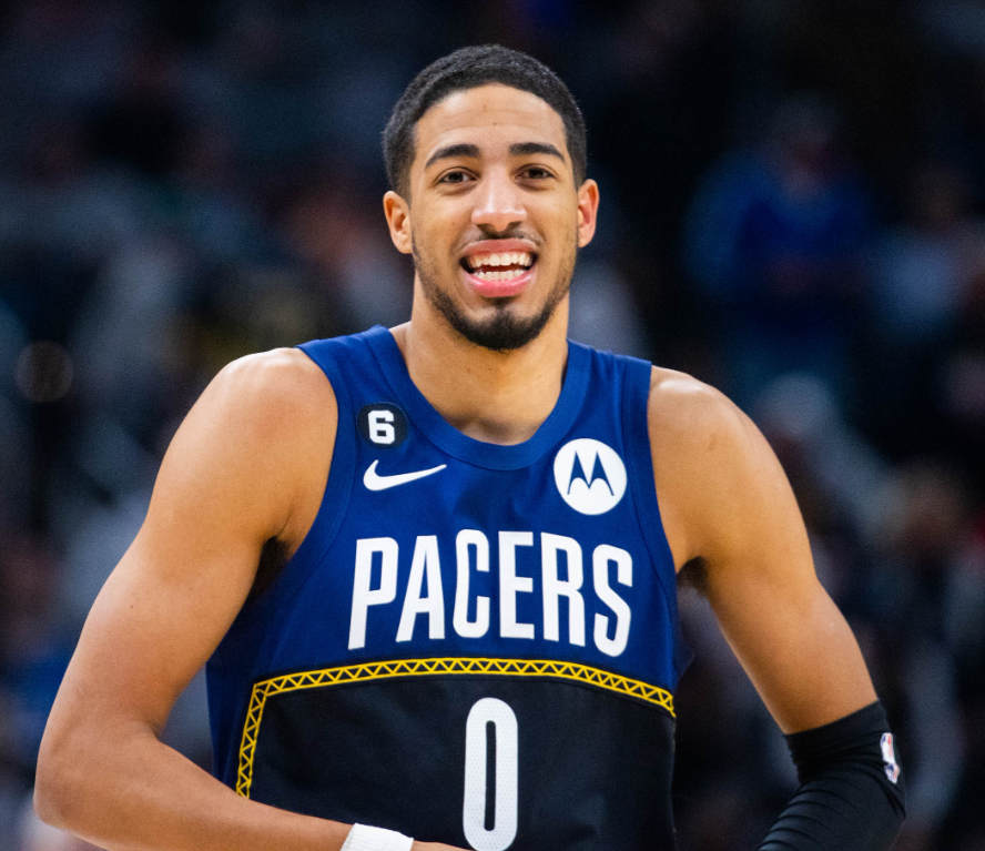 海星体育-关于西亚卡姆赛事官方发布精彩发挥新规，雄鹿争议不断！的信息